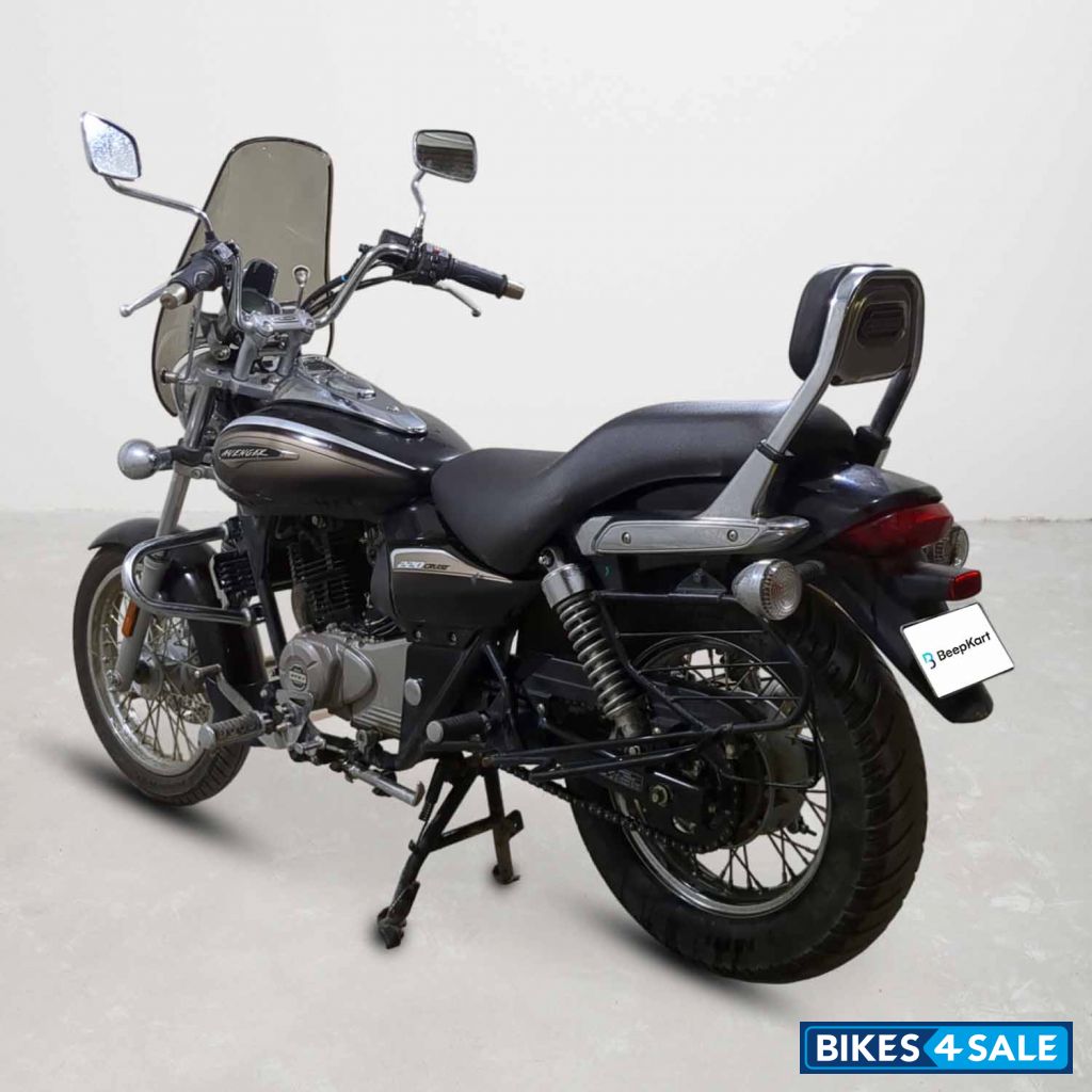Bajaj Avenger Cruise 220