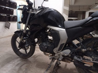 Black Yamaha FZ16