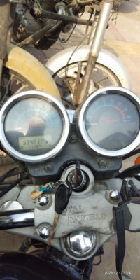 Royal Enfield Thunderbird 350