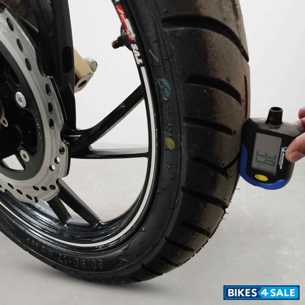 TVS Apache RTR 200 4V