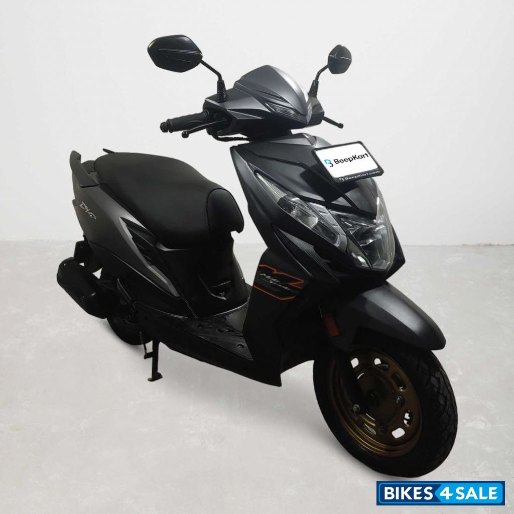 Honda Dio Deluxe