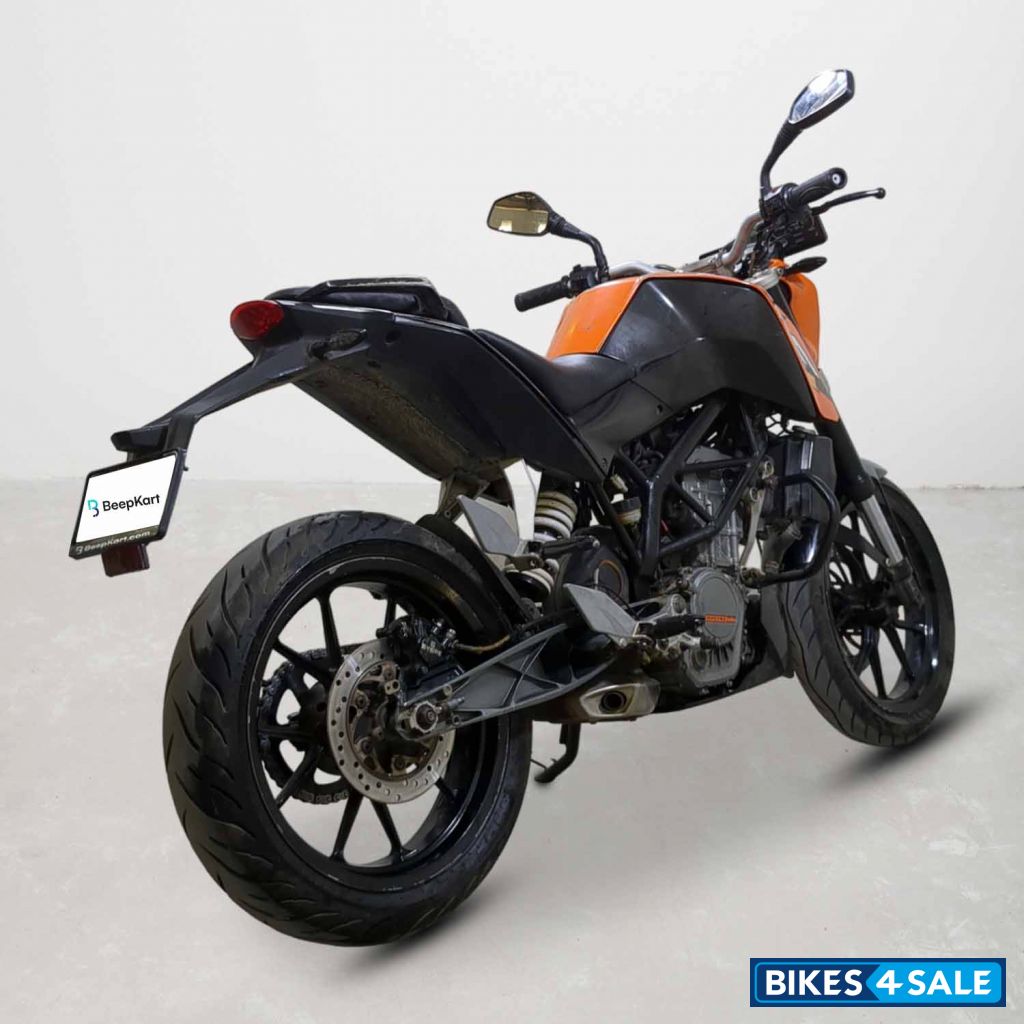 KTM Duke 200