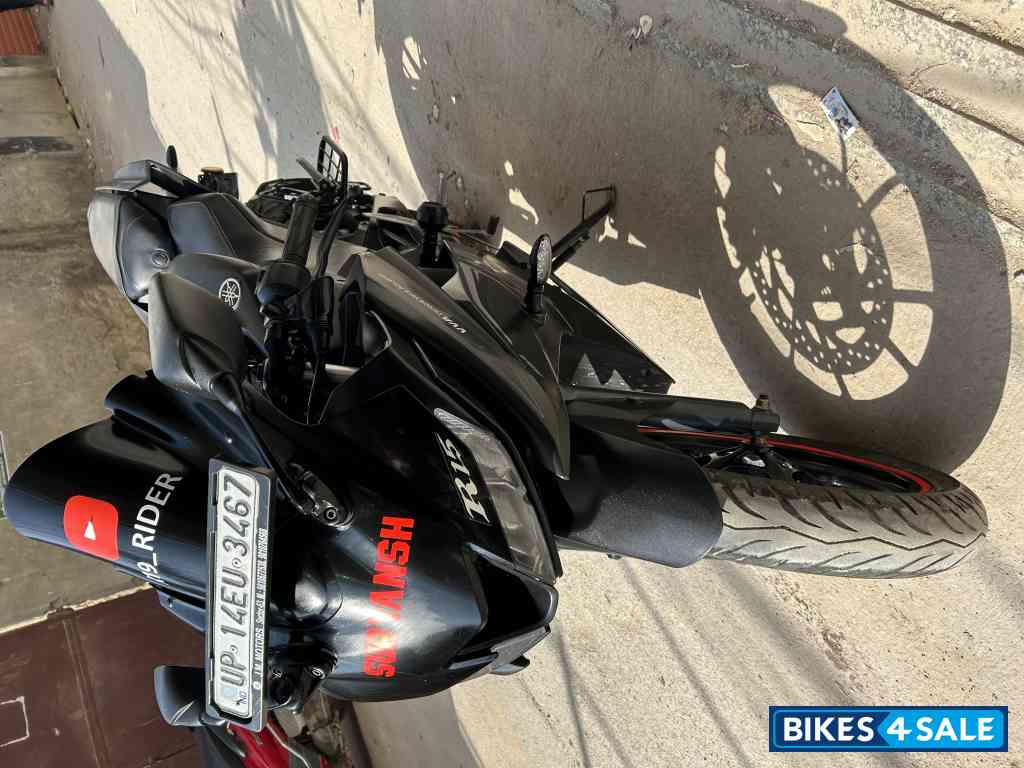 Yamaha YZF R15 V3 BS6