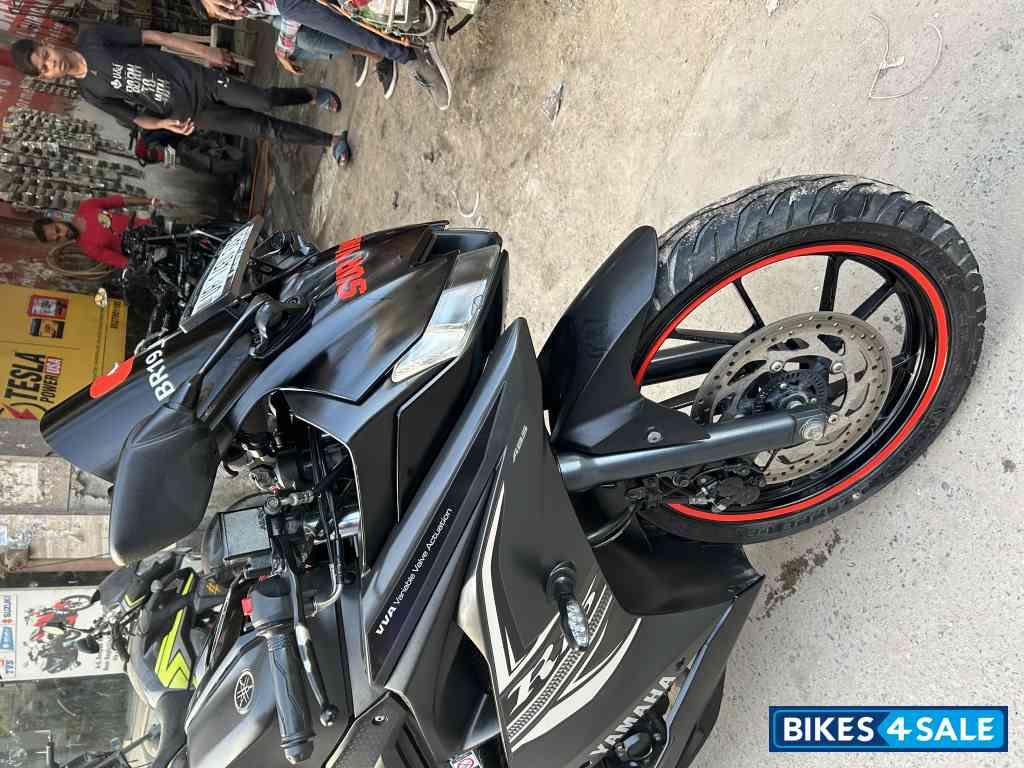 Yamaha YZF R15 V3 BS6