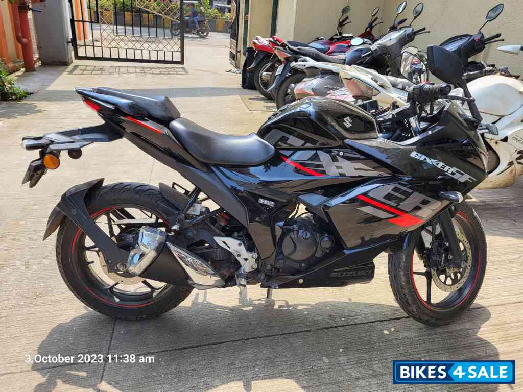 Suzuki Gixxer SF