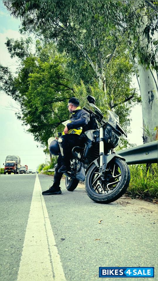 Bajaj Dominar 400 ABS BS6