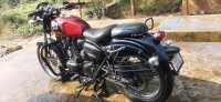 Red Benelli Imperiale 400 BS6