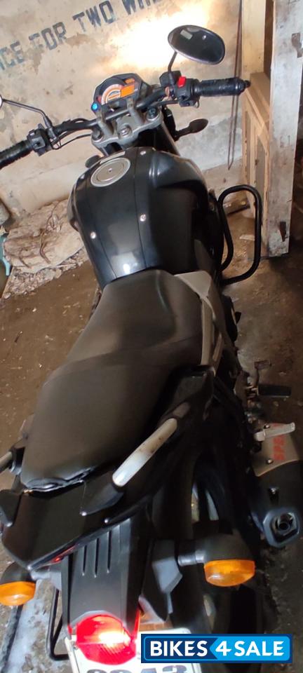 Black Yamaha FZ16