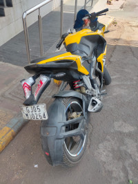 Bajaj Pulsar RS 200