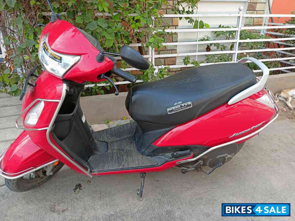 Racing Red TVS Jupiter BS6
