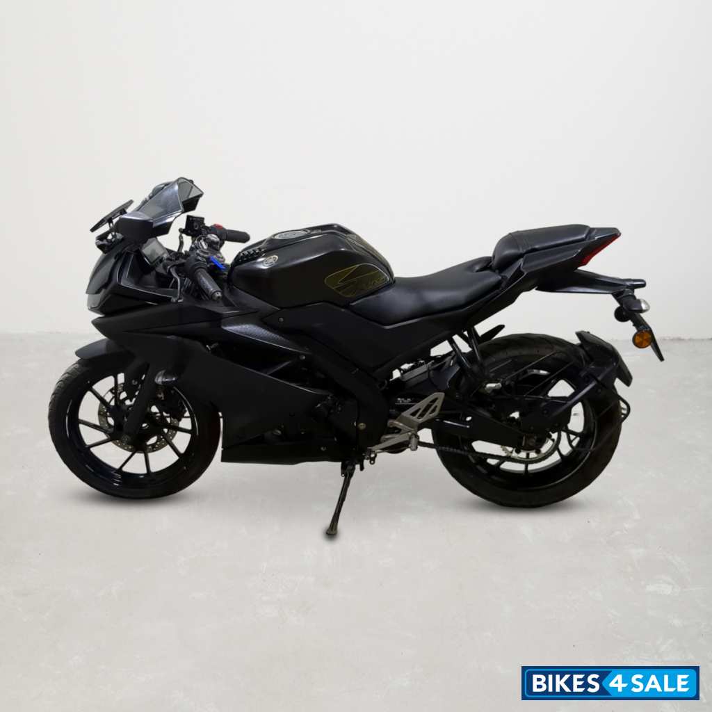 Yamaha YZF R15 V3