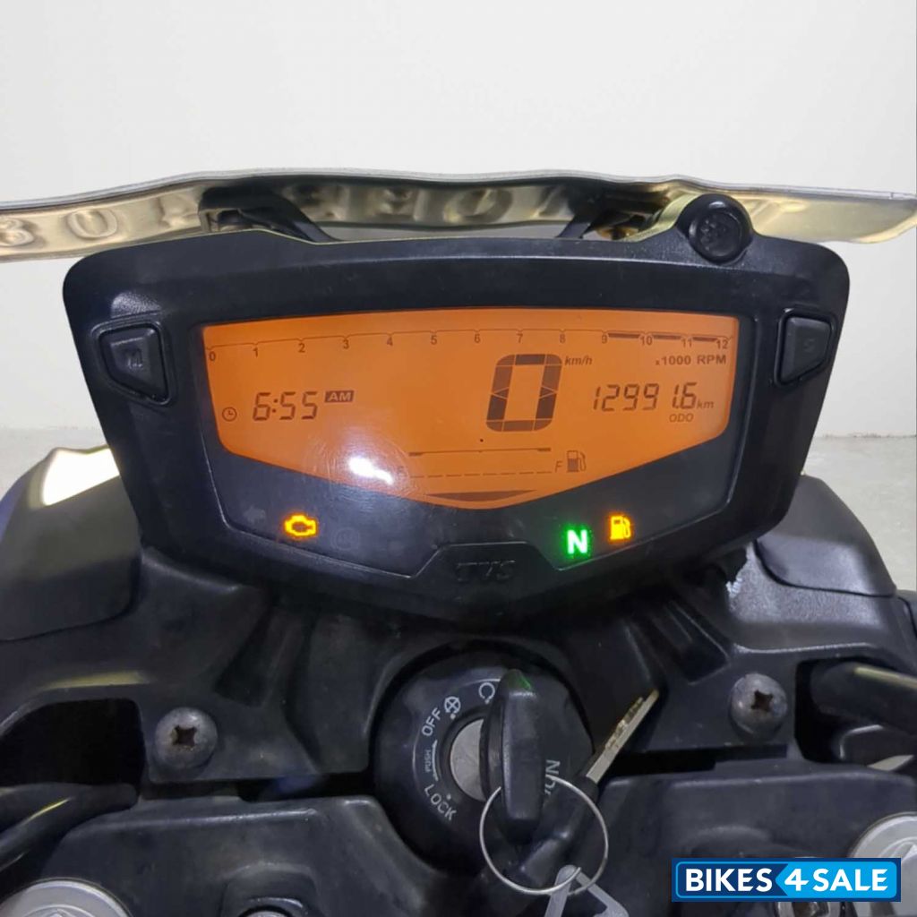 TVS Apache RTR 160 4V