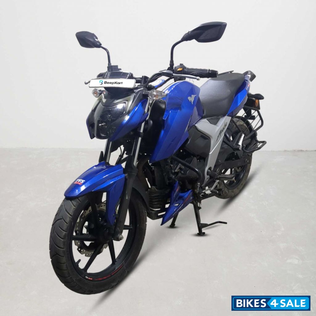 TVS Apache RTR 160 4V
