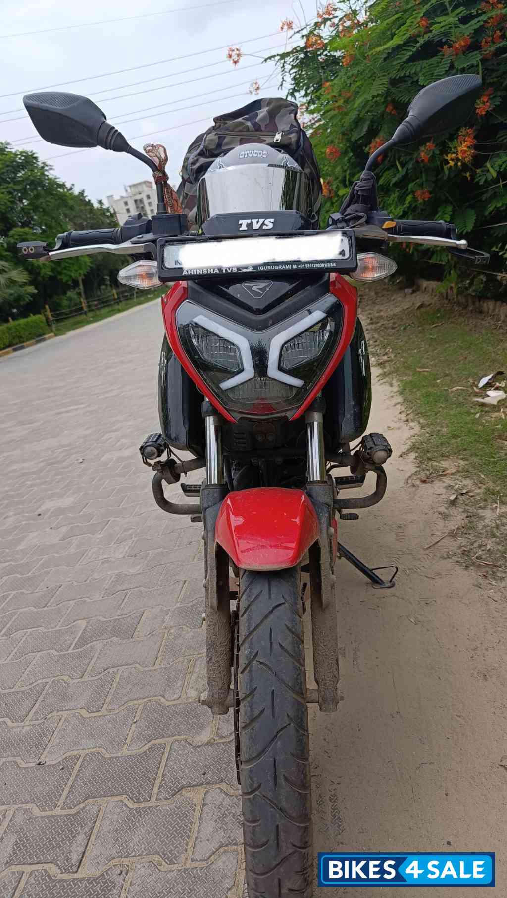 TVS Raider Split Seat