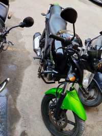 Black-green Yamaha FZ-S