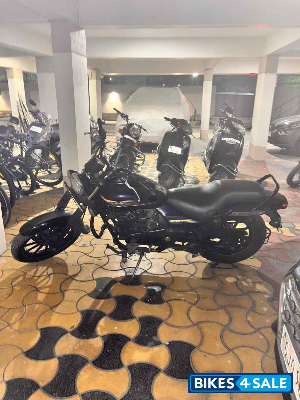 Bajaj Avenger Street 150