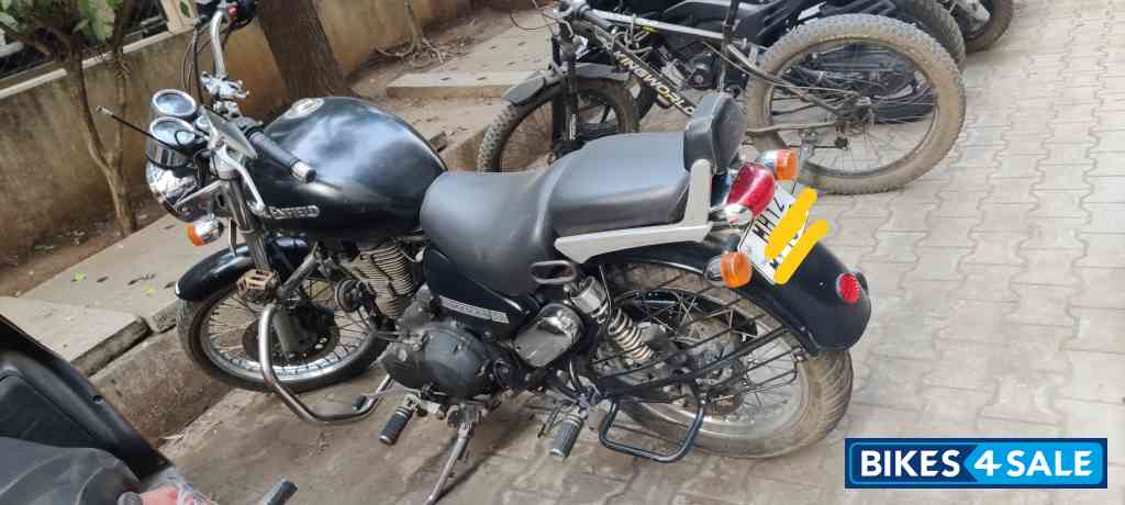 Royal Enfield Thunderbird 500