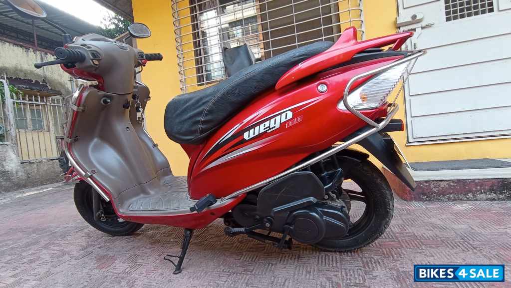 Red TVS Wego