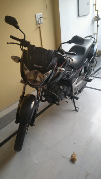 Black Suzuki GS 150R