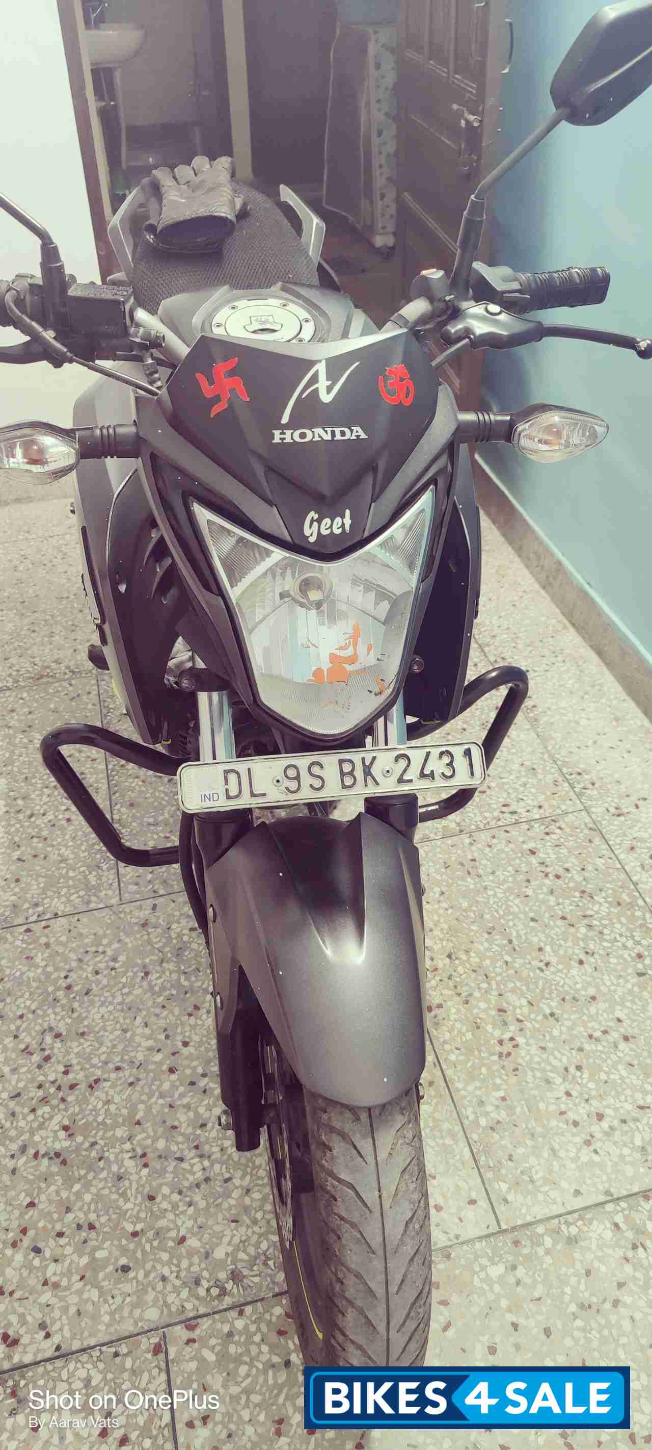 Grey Green Honda CB Hornet 160R ABS