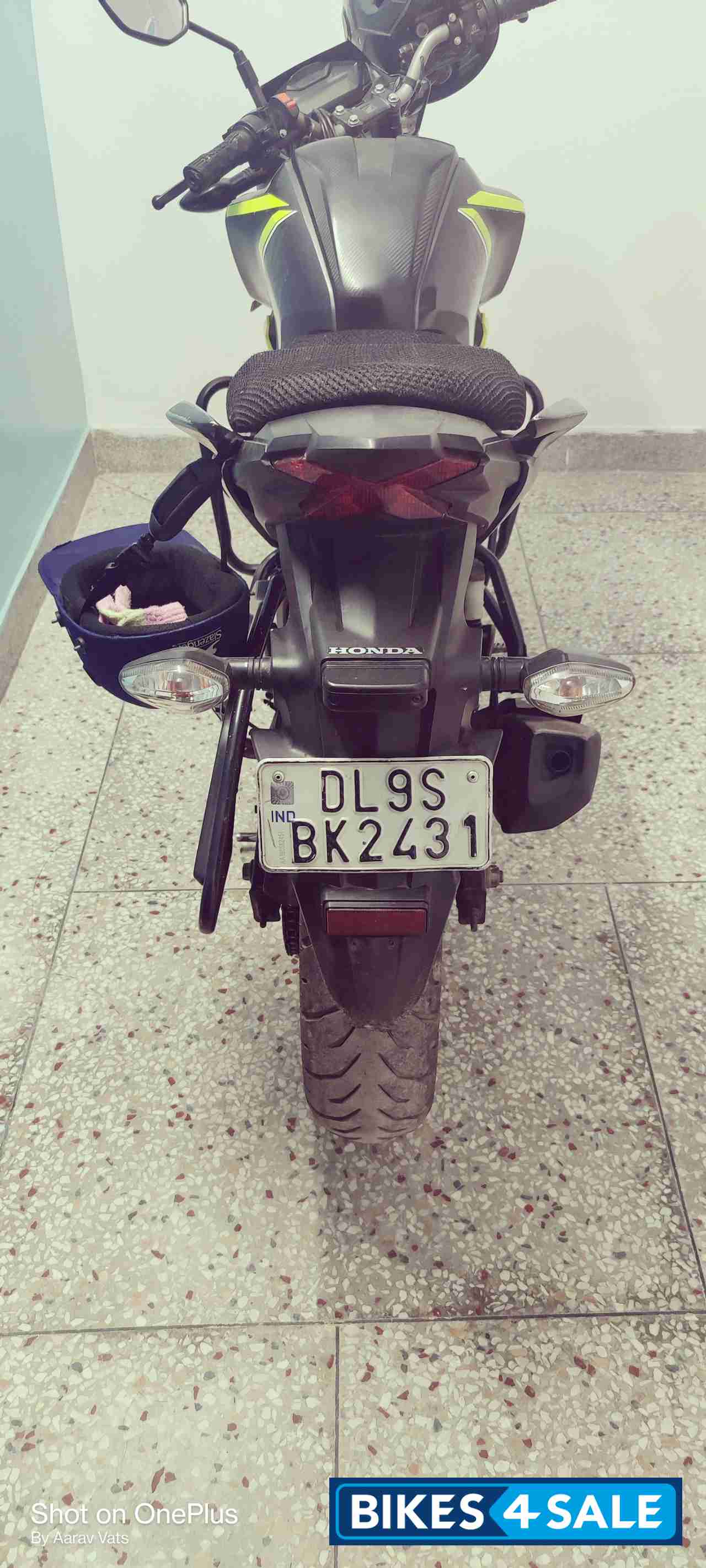 Grey Green Honda CB Hornet 160R ABS