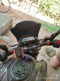 Matt Black Bajaj Dominar 250