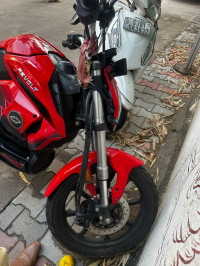 Revolt RV400 Eclipse Red