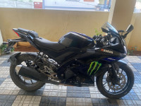 Monster Edition Black Yamaha YZF R15 V3