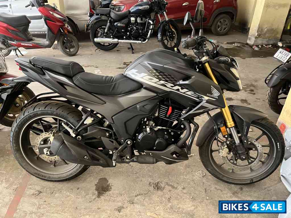 Grey Honda Hornet 2.0 OBD2