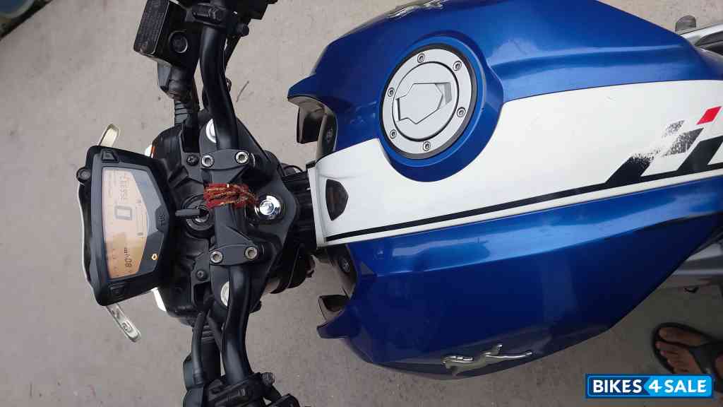 TVS Apache RTR 160 4V BS6