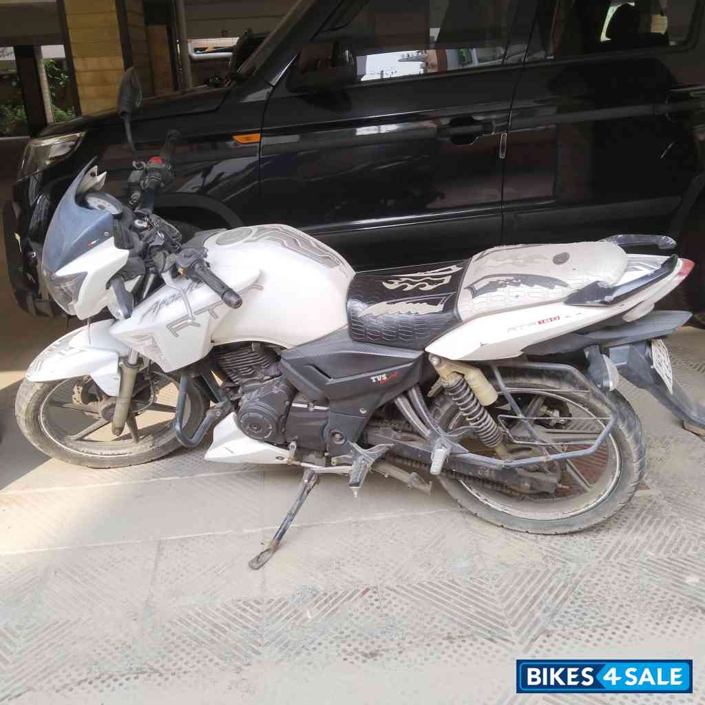 TVS Apache RTR 180