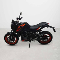 KTM Duke 125
