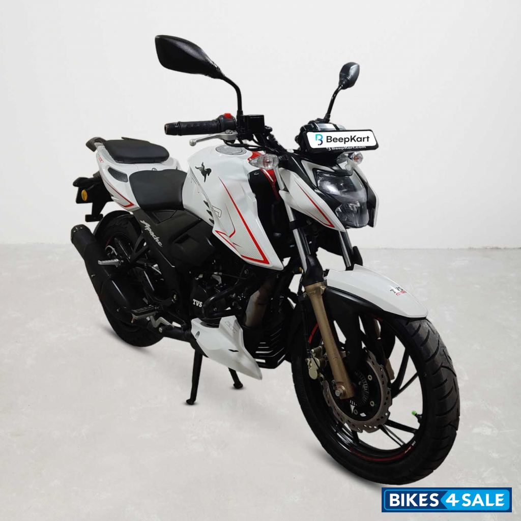 TVS Apache RTR 200 4V