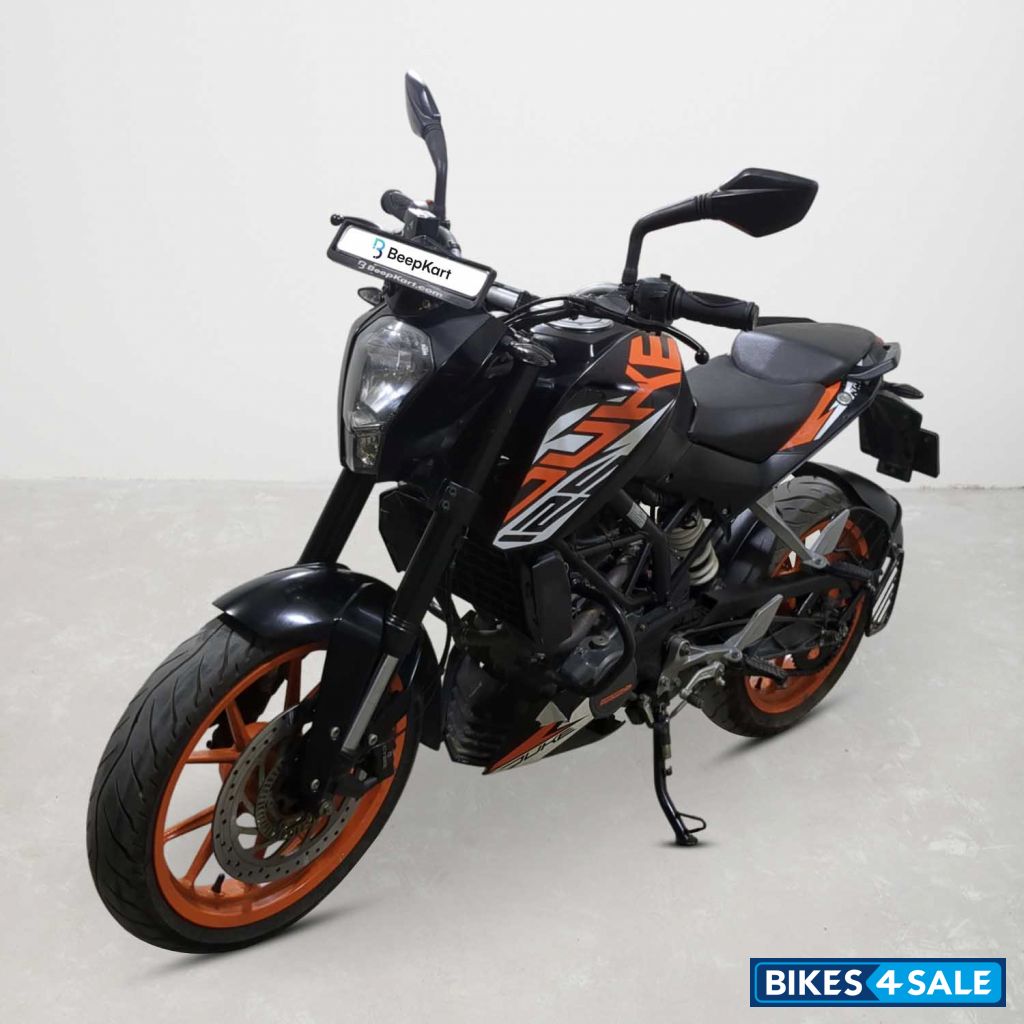 KTM Duke 125