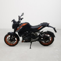 KTM Duke 125