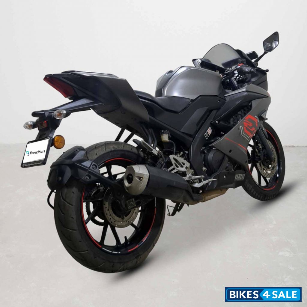 Yamaha YZF R15 V3
