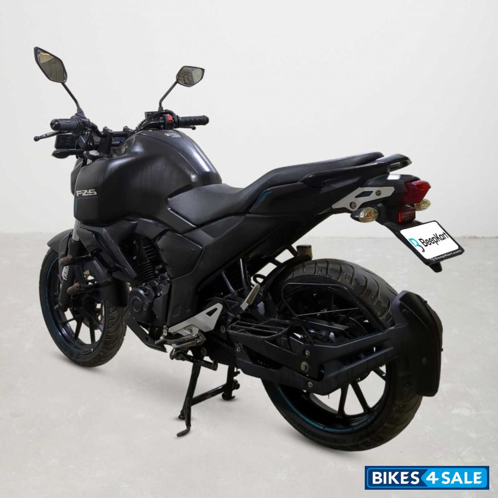 Yamaha FZ-S
