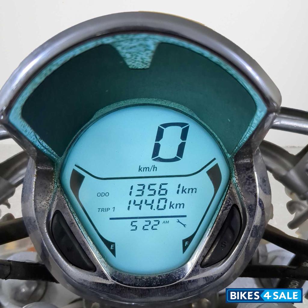 Bajaj Avenger Cruise 220