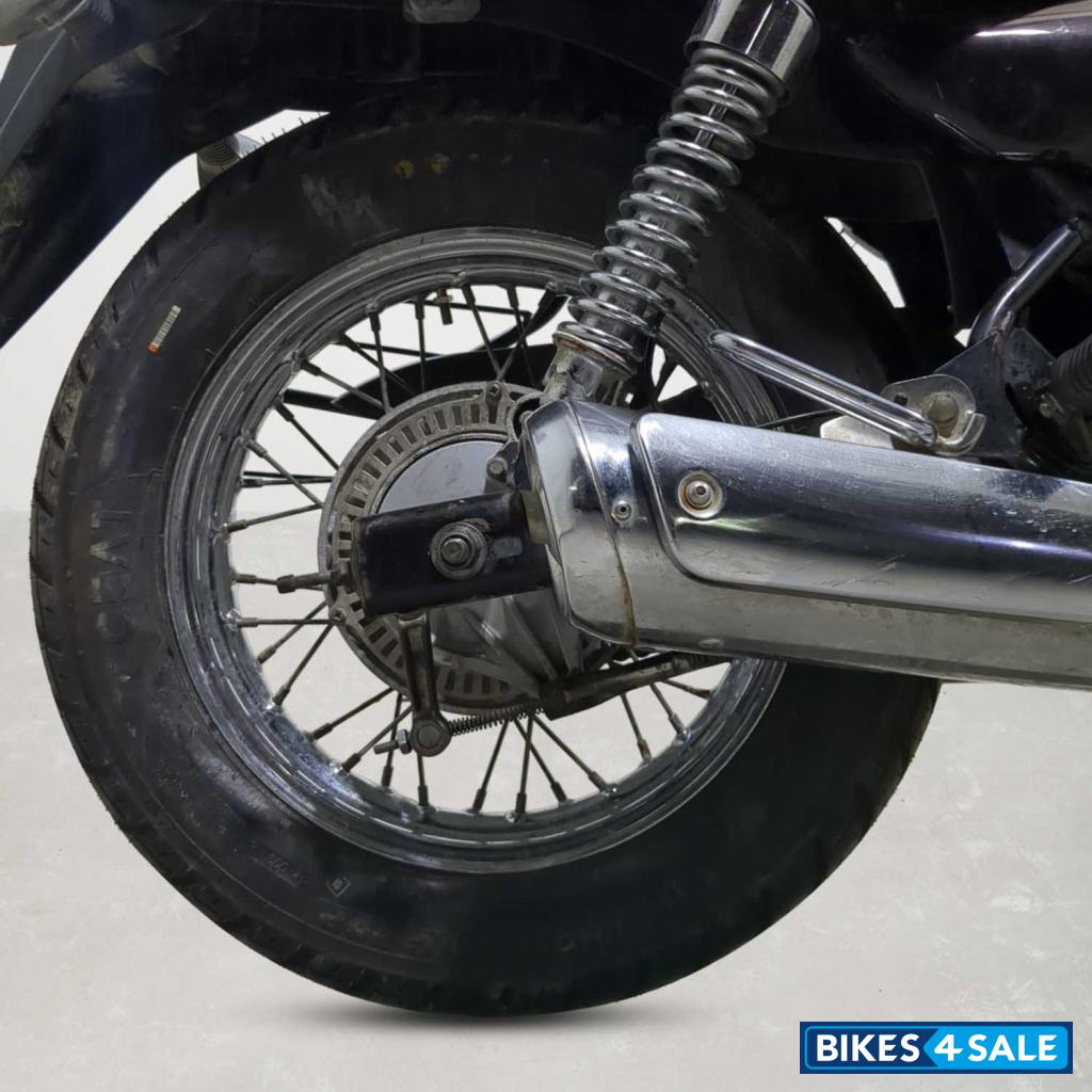 Bajaj Avenger Cruise 220