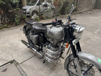 Gun Metal Grey Royal Enfield Classic Gunmetal Grey