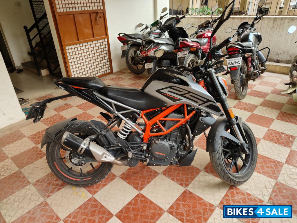 KTM Duke 250 2022