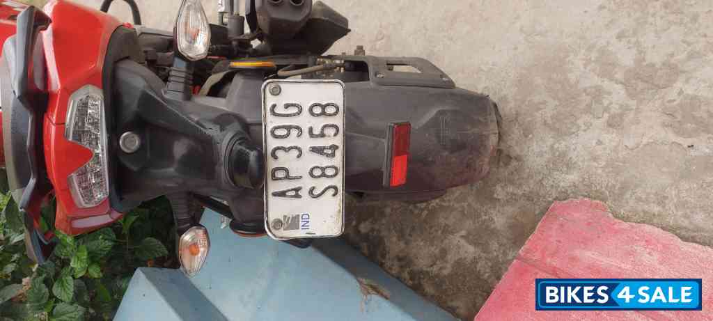 TVS Apache RTR 160 4V