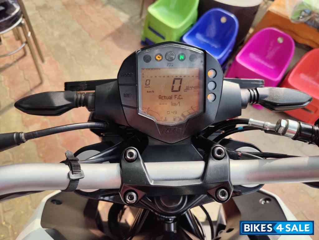 KTM Duke 200