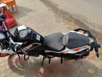 KTM Duke 200