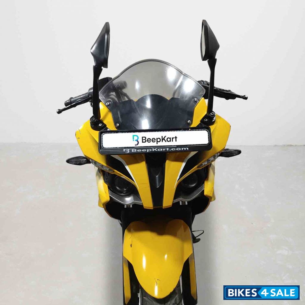 Bajaj Pulsar RS 200
