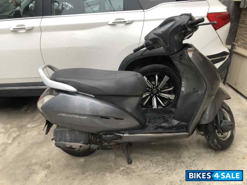 Grey Honda Activa
