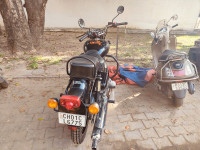 Royal Enfield Bullet 350 ES