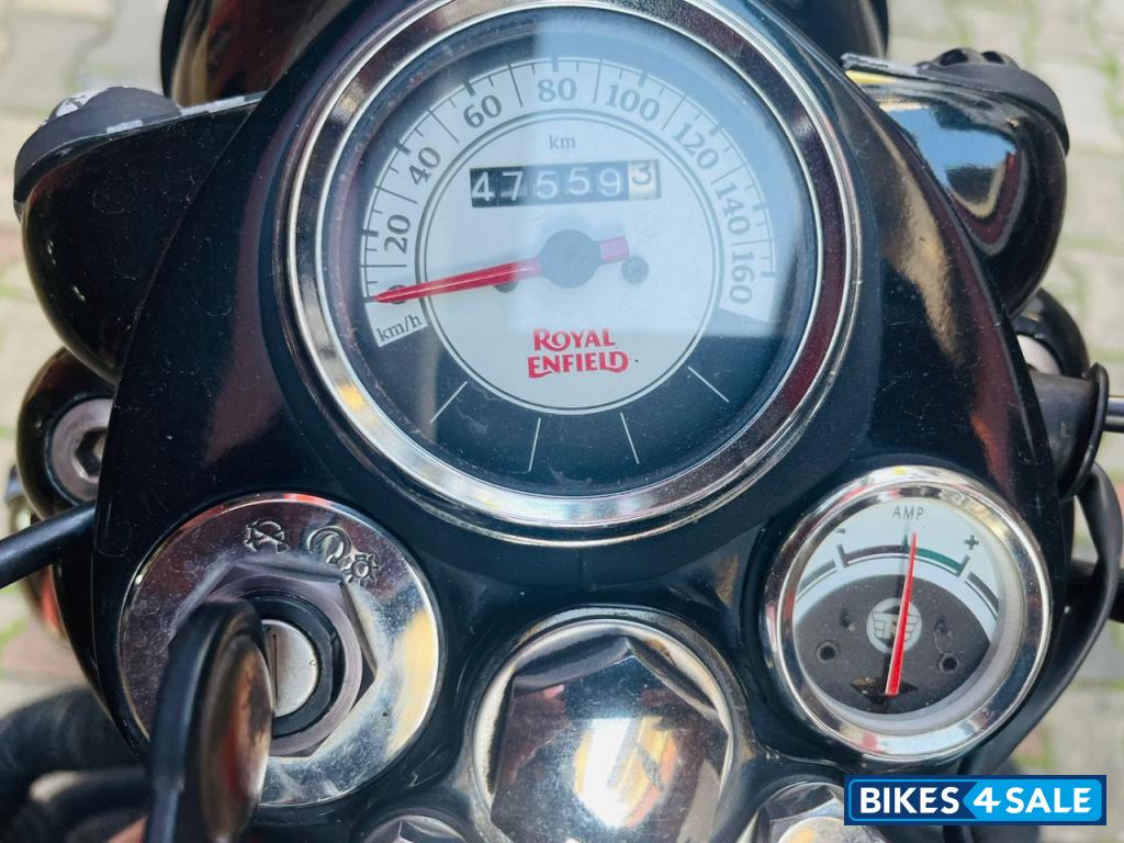 Red Royal Enfield Classic 350 Redditch Red