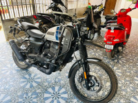 Yezdi Adventure Matte