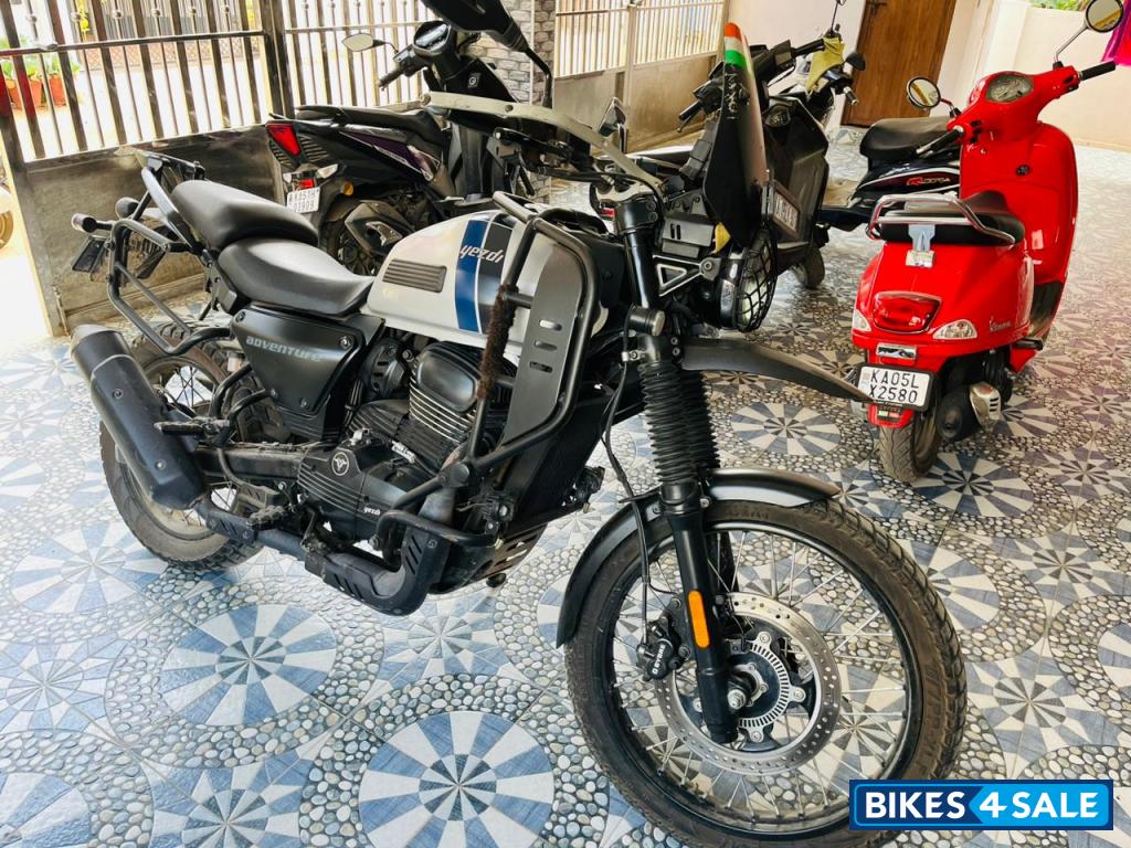 Yezdi Adventure Matte